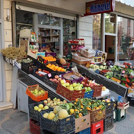 Ina Lungo Mare Vlore-vlora * Vlorë