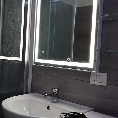 Ina Lungo Mare Vlore-vlora * Vlorë