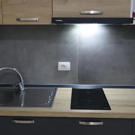 Ina Lungo Mare Vlore-vlora 아파트 *