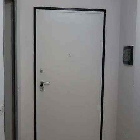 Ina Lungo Mare Vlore-vlora