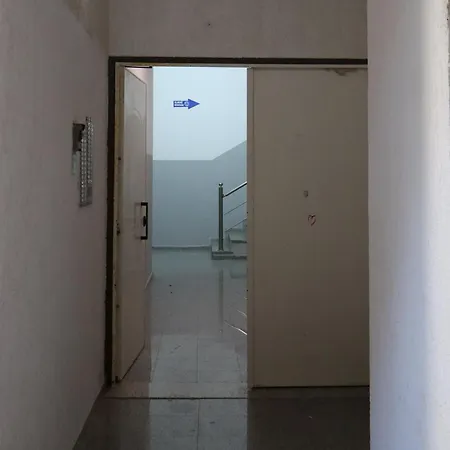 Ina Lungo Mare Vlore-vlora * Vlorë